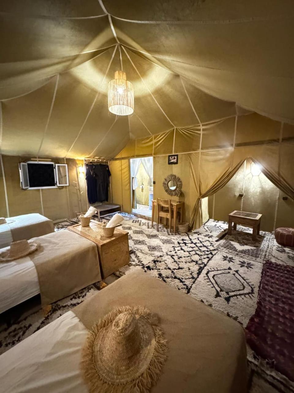 Desert Camp Camel & Sandboarding Merzouga Εξωτερικό φωτογραφία